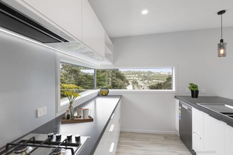 Photo of property in 83a Nevay Road, Miramar, Wellington, 6022