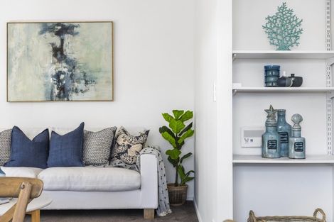 Photo of property in 114c Simpson Road, Papamoa Beach, Papamoa, 3118