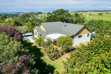 Photo of property in 235 Devich Road, Mangawhai, Kaiwaka, 0573