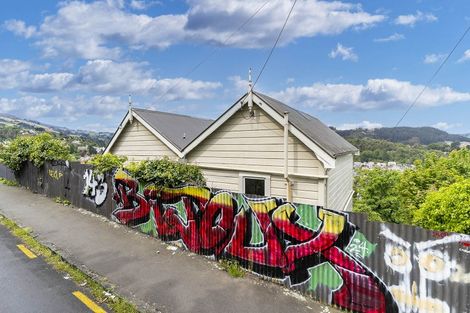 Photo of property in 143 Queen Street, North Dunedin, Dunedin, 9016