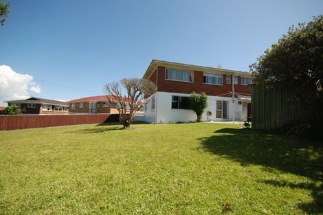 Photo of property in 105 Hutchinsons Road, Bucklands Beach, Auckland, 2014