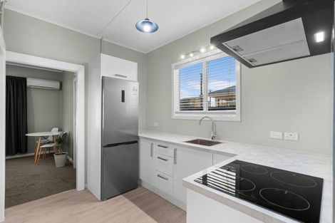 Photo of property in 12 Somerset Crescent, Spreydon, Christchurch, 8024
