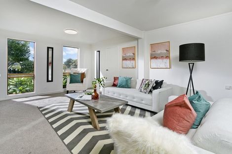 Photo of property in 29 Sandiacre Way, Browns Bay, Auckland, 0630