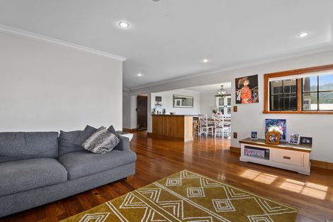 Photo of property in 48 Hamon Place, Pukehangi, Rotorua, 3015