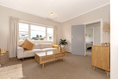 Photo of property in 105 Awapuni Road, Awapuni, Gisborne, 4010