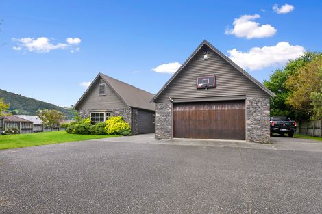 Photo of property in 48 Hamon Place, Pukehangi, Rotorua, 3015