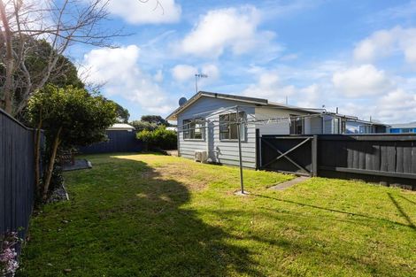 Photo of property in 7b Cypress Grove, Paraparaumu, 5032