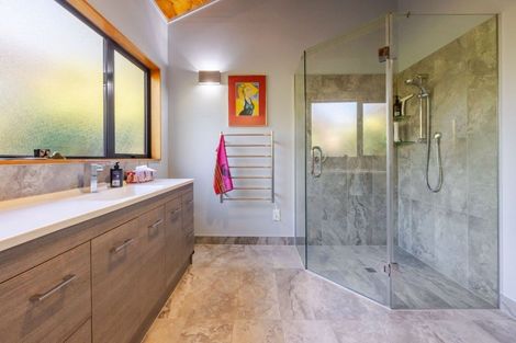 Photo of property in 8 Willow Grove, Waipukurau, 4200