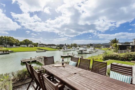 Photo of property in 10 Hei Esplanade, Whitianga, 3510
