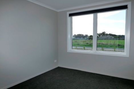Photo of property in 10 Hapeta Street, Otaki, 5512