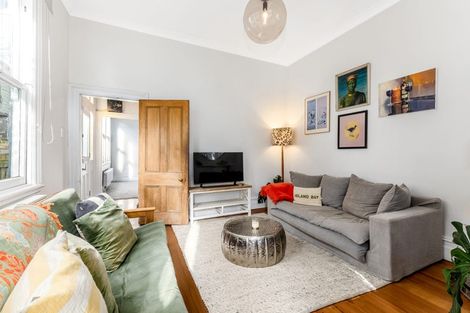 Photo of property in 104 Britomart Street, Berhampore, Wellington, 6023