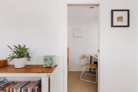 Photo of property in 10 Short Street, Otumoetai, Tauranga, 3110