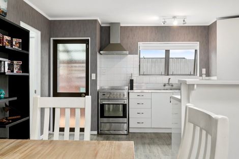 Photo of property in 247 Gravatt Road, Papamoa Beach, Papamoa, 3118