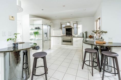 Photo of property in 1/25 Churchill Road, Murrays Bay, Auckland, 0630