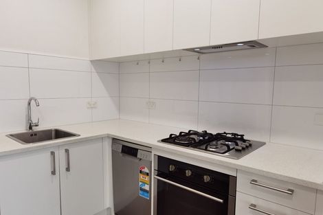 Photo of property in 7/14b Kaponga Crescent, New Lynn, Auckland, 0600