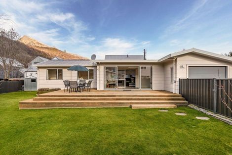 Photo of property in 19a Devon Street, Arrowtown, 9302