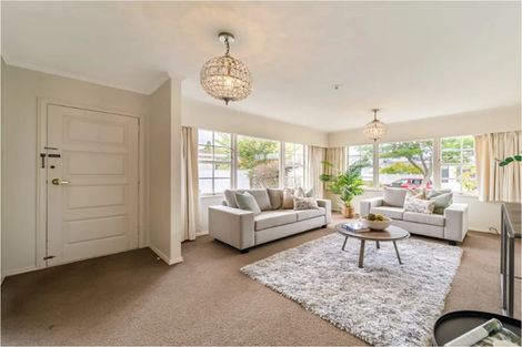 Photo of property in 1/23 Saint Columbans Grove, Boulcott, Lower Hutt, 5010