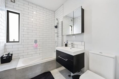 Photo of property in 15/30 Monowai Road, Johnsonville, Wellington, 6037