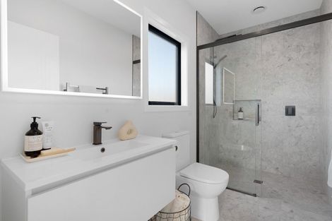 Photo of property in 8 Kakariki Crescent, Carterton, 5713