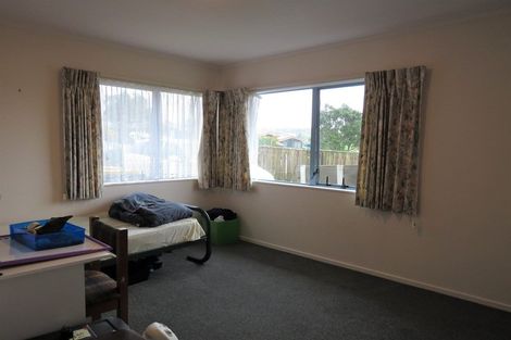 Photo of property in 1b Picasso Drive, West Harbour, Auckland, 0618
