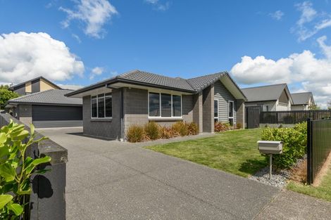 Photo of property in 9 Blacklock Road, Pyes Pa, Tauranga, 3112