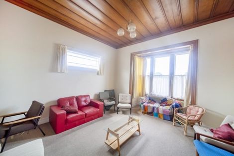 Photo of property in 85 Wellesley Road, Napier South, Napier, 4110