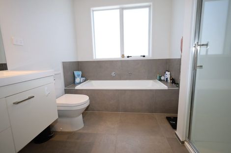 Photo of property in 16 Te Paea Crescent, Papamoa Beach, Papamoa, 3118