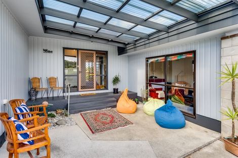 Photo of property in 16 Shirley Place, Bay View, Napier, 4104