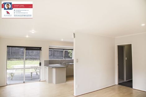 Photo of property in 2/11 Foley Place, Torbay, Auckland, 0632
