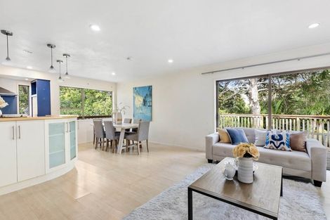 Photo of property in 9 Flavia Close, Torbay, Auckland, 0630