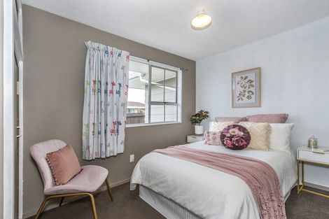 Photo of property in 71 Denise Crescent, Hornby, Christchurch, 8042