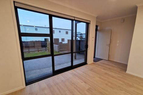 Photo of property in 46 Walter Merton Road, Hobsonville, Auckland, 0616