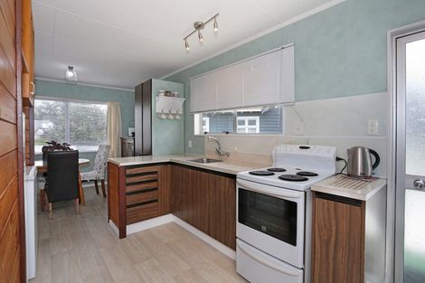 Photo of property in 4 Maple Street, Bunnythorpe, Palmerston North, 4478