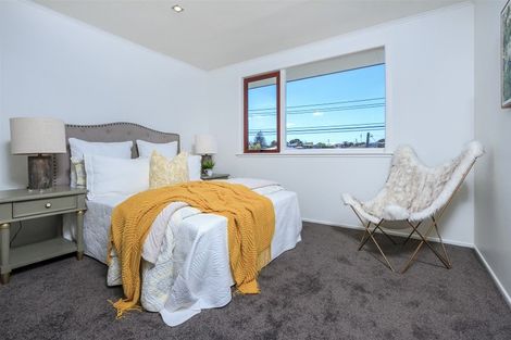 Photo of property in 32a Becroft Drive, Forrest Hill, Auckland, 0620