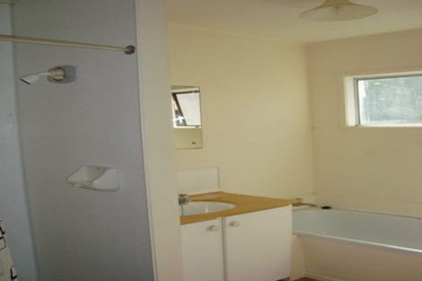 Photo of property in 2/3 Northwick Place, Hillcrest, Auckland, 0627