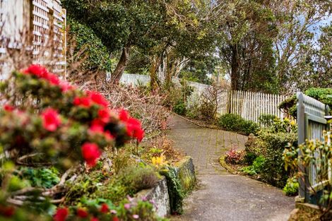 Photo of property in 2 Zetland Street, Highbury, Wellington, 6012