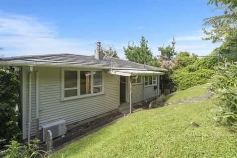 Photo of property in 5 Chequers Way, Crofton Downs, Wellington, 6035