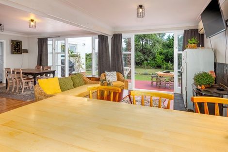 Photo of property in 11 Howden Street, Waiuku, 2123