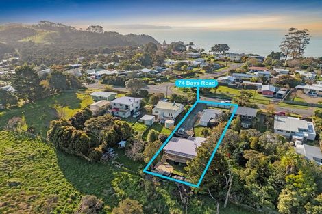 Photo of property in 74 Bays Road, Orere Point, Papakura, 2585