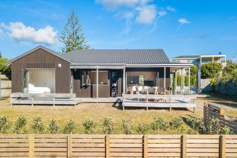 Photo of property in 15 Kitty Frazer Lane, Omaha, 0986