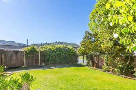 Photo of property in 1/21 Roband Crescent, Brown Owl, Upper Hutt, 5018
