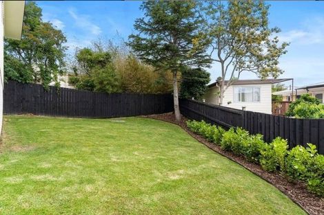 Photo of property in 7d Yeoman Place, Howick, Auckland, 2014