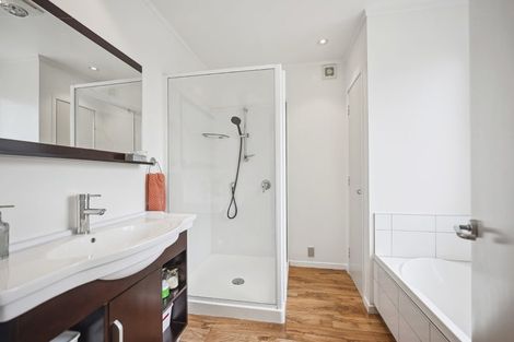 Photo of property in 36a Goudie Road, Helensville, 0875