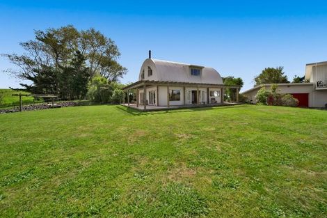 Photo of property in 812 Carrington Road, Hurworth, New Plymouth, 4371