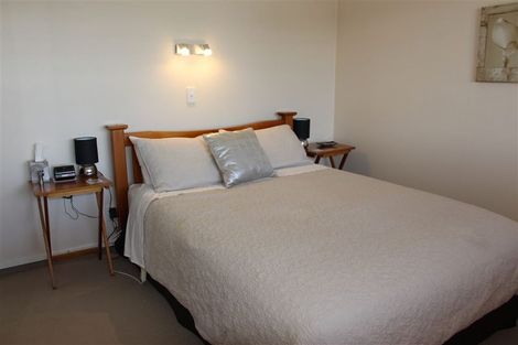 Photo of property in 5 Seaview Crescent, Picton, 7220