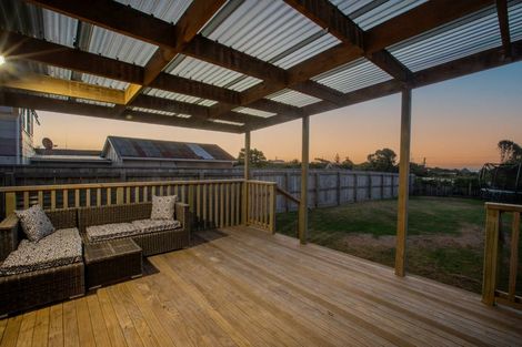 Photo of property in 35 Gawler Street, Te Horo Beach, Otaki, 5581