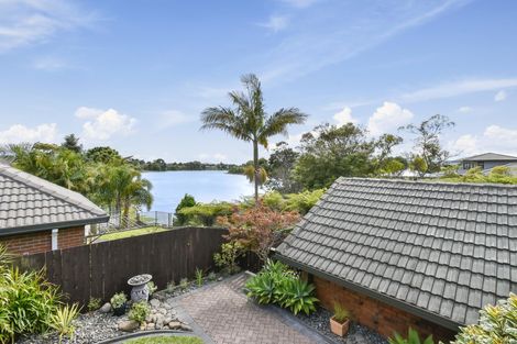 Photo of property in 6 Freelance Terrace, Pahurehure, Papakura, 2113