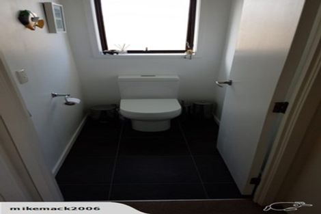 Photo of property in 1/34 Dale Crescent, Pakuranga, Auckland, 2010