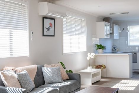 Photo of property in Waterview Estate, 60/4 Greystone Place, Omokoroa, 3114