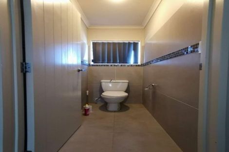 Photo of property in 19 Hornbill Drive, Fairview Heights, Auckland, 0632